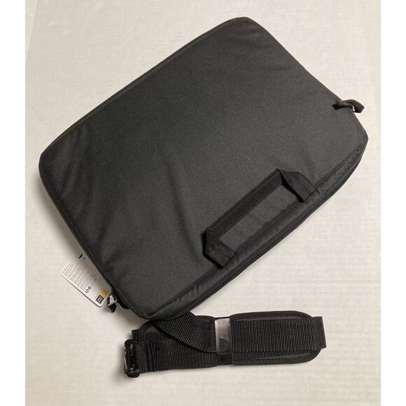 Case Logic Padded Zipper Case for 15.6” Laptop Canvas Outer Shell Black NWT - Picture 4 of 8